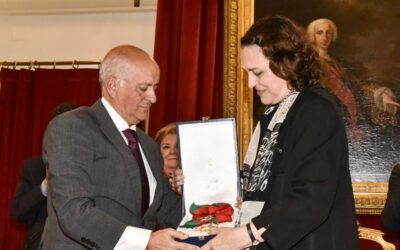 Magdalena Valerio, presidenta del Consejo de Estado, recoge la Gran Cruz de la Justicia Social